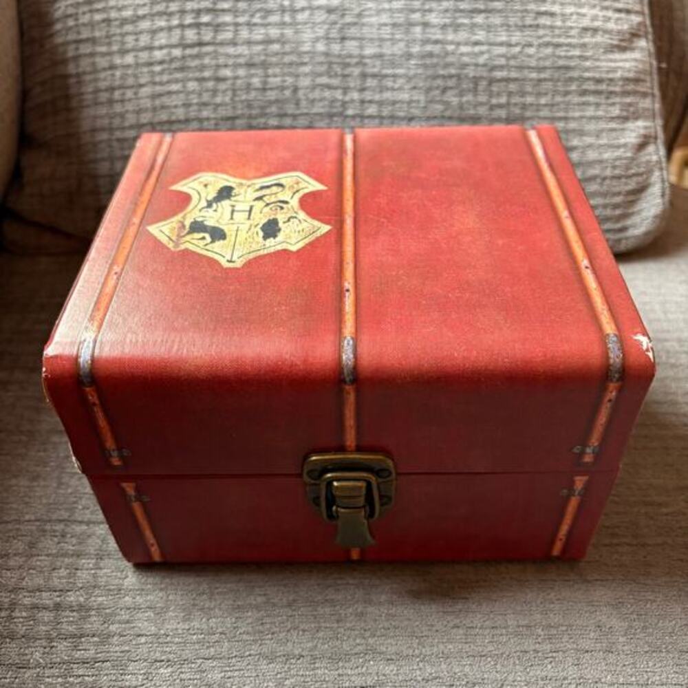 Harry Potter Collectible 5 Movie DVD Set and Bonus Collectible Items